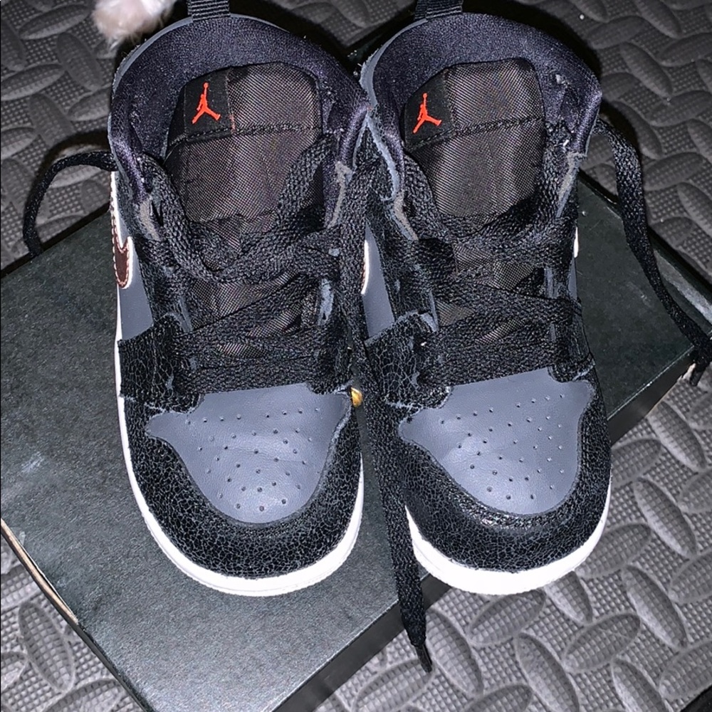 Jordan retro